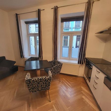 וינה Cozynite Premium Apartment Hundertwasser מראה חיצוני תמונה